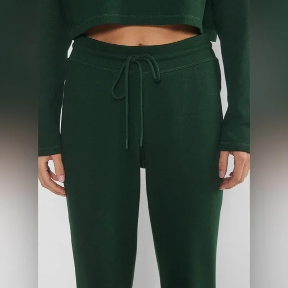Sunday Best Aritzia Bany Waffle Jogger in dark green women’s 2XS - Picture 4 of 8